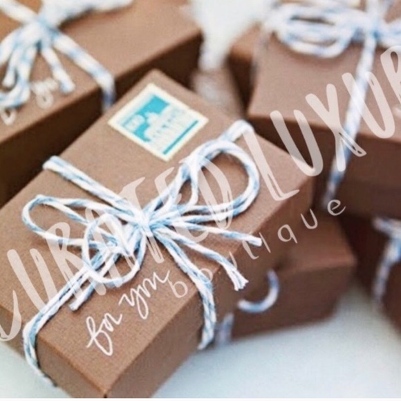 Mystery Boutique Starter Pack - Picture 10 of 11